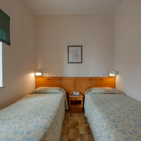 Hotel Barsotti Brindisi Exterior photo